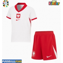 Polen Heimtrikotsatz Kinder EM 2024 Kurzarm (+ Kurze Hosen)